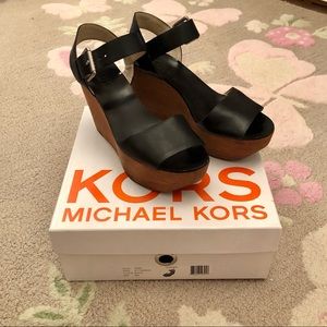 MICHAEL KORS Xaria Black Wedge Sandals Sz 8